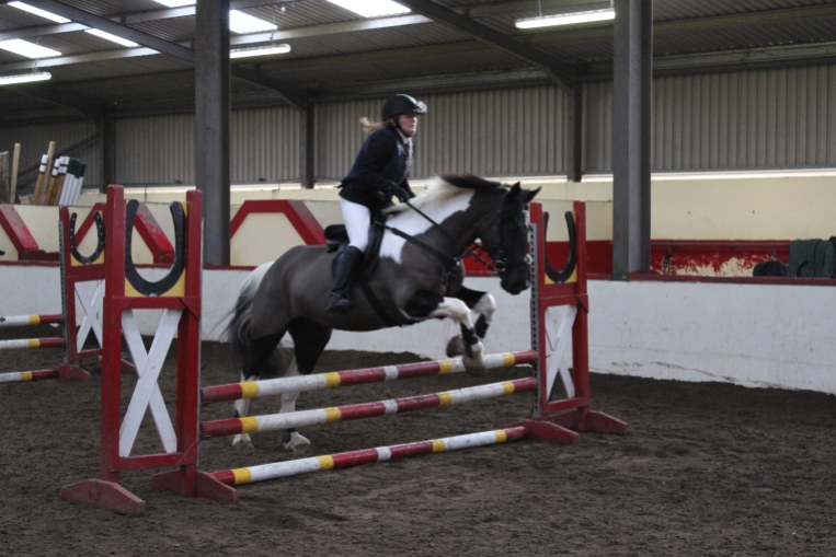 Nicola & 'Deedee' competing in the Primary Class at our Christmas Show in December 2014